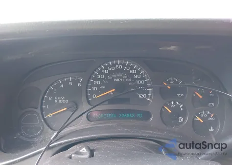 2004 GMC Sierra 1500 Sle z USA, uszkodzony, nr VIN 1GTEK19T84E123833